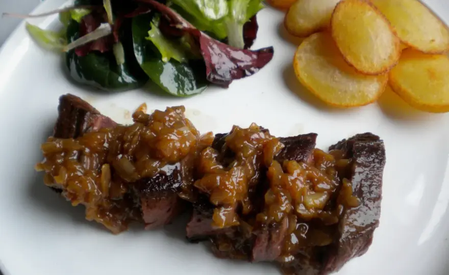 Onglet à l'échalote parfait - Le secret des chefs de bistrot