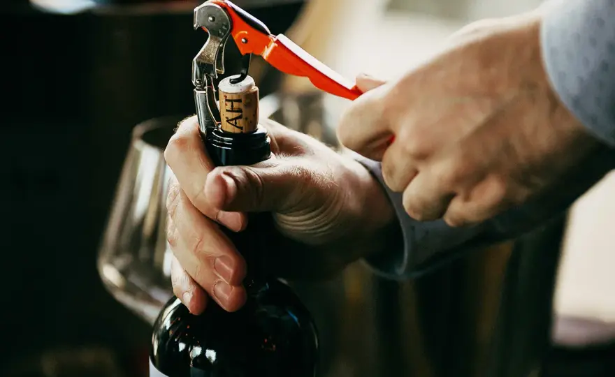 Bien conserver un vin rouge - les bons réflexes à connaître