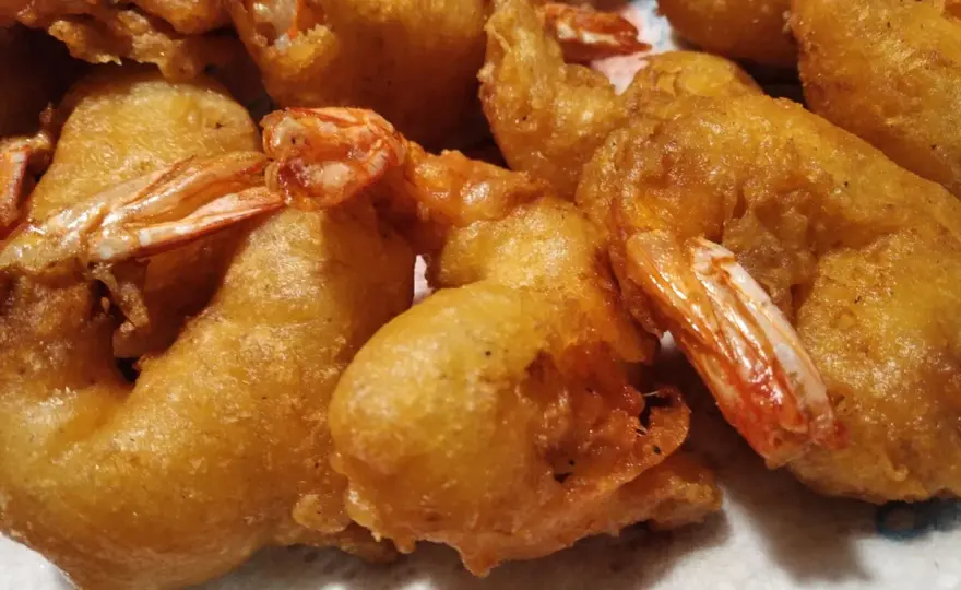 Beignets de crevettes croustillants - la méthode maison