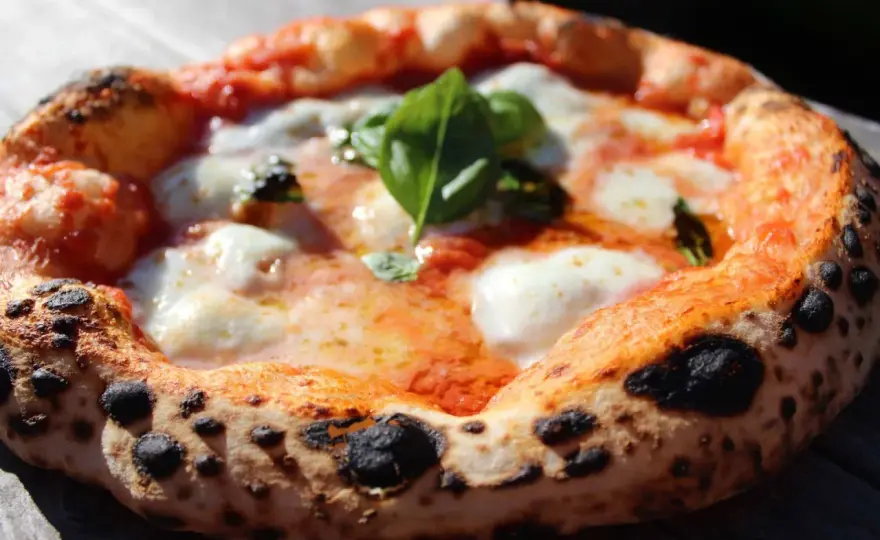 Pizza Napolitaine Maison - La Recette Parfaite