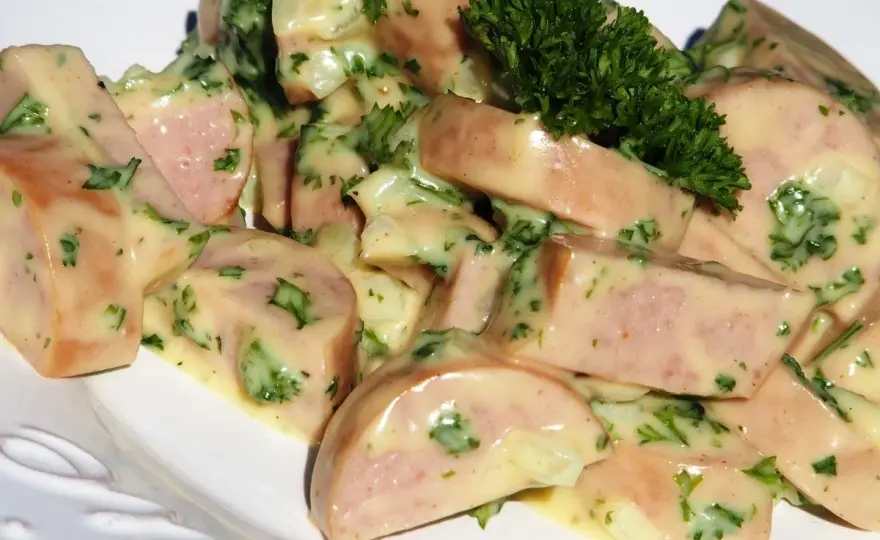 Salade de Cervelas - La recette bistrot parfaite à faire chez soi
