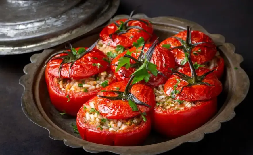 Tomates farcies au riz - La recette inratable et savoureuse